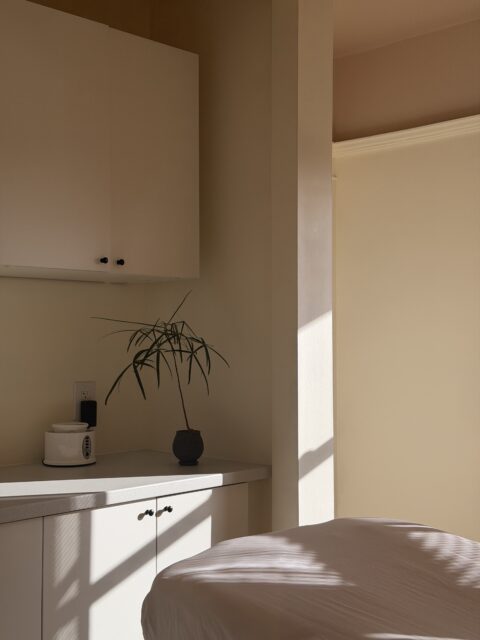 Treatment room inside Bloom Sugaring, a private sugaring studio in Santa Monica’s Ocean Park neighborhood.